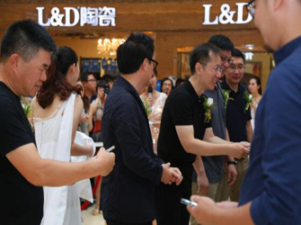 與梁志天再續前緣，唯美L&D陶瓷攜手設計大師走進合肥